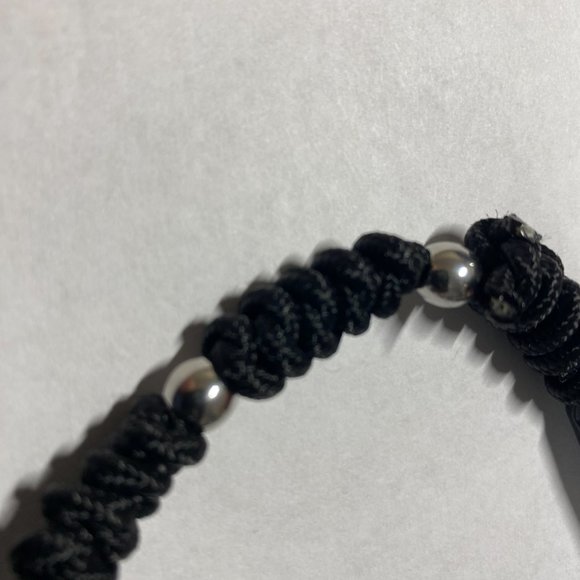 Skull and Beaded Paracord Bracelet with Magnetic Clasp - Picture 8 of 9